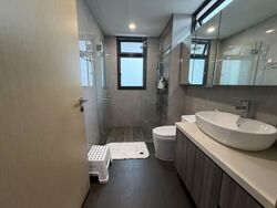 Esparina Residences (D19), Condominium #574082041